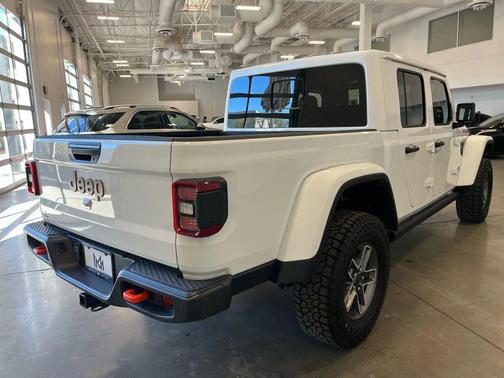 2025 Jeep Gladiator Mojave 4x4