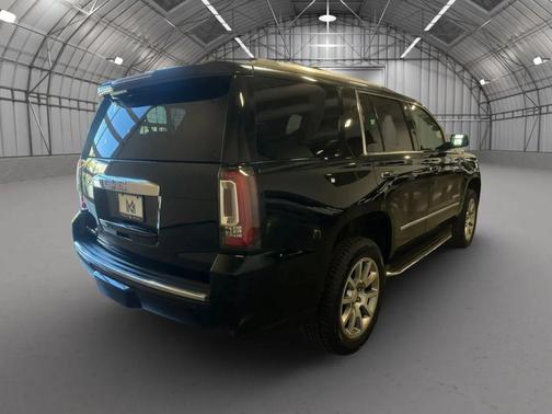 Black 2015 GMC Yukon Denali