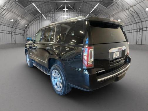 Black 2015 GMC Yukon Denali