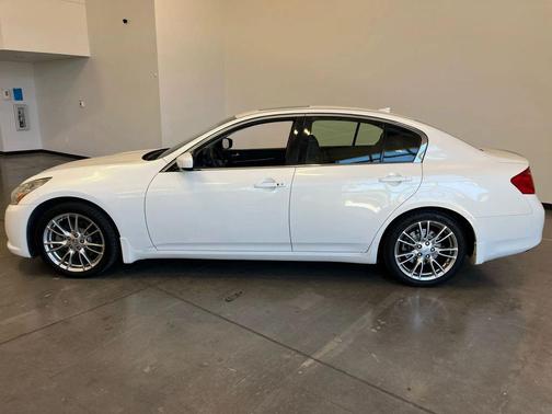 2013 INFINITI G37 Journey