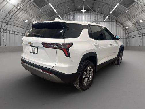 Summit White 2025 Chevrolet Equinox 1LT