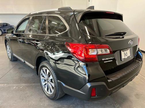 2018 Subaru Outback 3.6R Touring