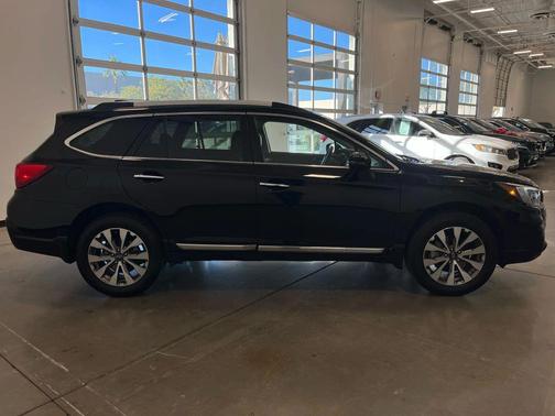 2018 Subaru Outback 3.6R Touring