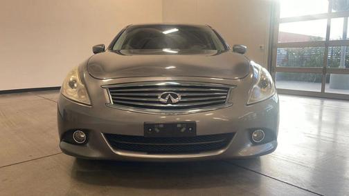 2011 INFINITI G25 Journey