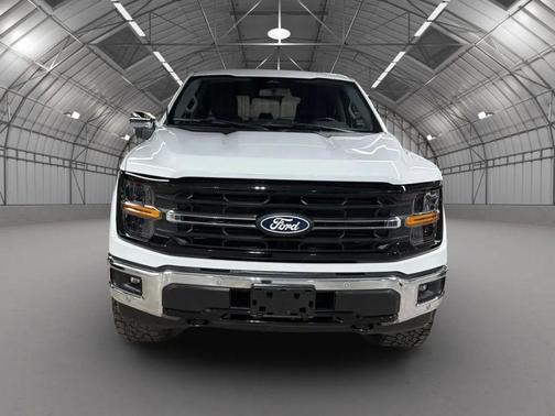 Oxford White 2024 Ford F-150 XLT