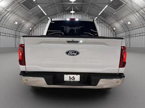 Oxford White 2024 Ford F-150 XLT