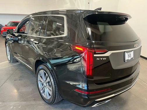 2021 Cadillac XT6 Premium Luxury FWD