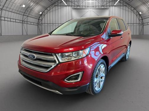 Ruby Red Metallic Tinted Clearcoat 2018 Ford Edge Titanium