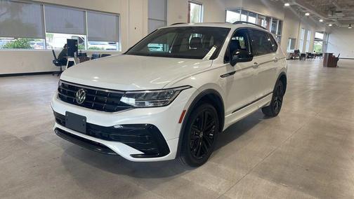 2022 Volkswagen Tiguan 2.0T SE R-Line Black 4MOTION