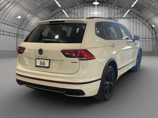 2022 Volkswagen Tiguan 2.0T SE R-Line Black 4MOTION
