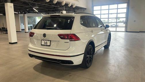 2022 Volkswagen Tiguan 2.0T SE R-Line Black 4MOTION