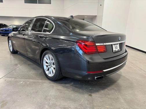 2014 BMW 740 740i Sedan 4D
