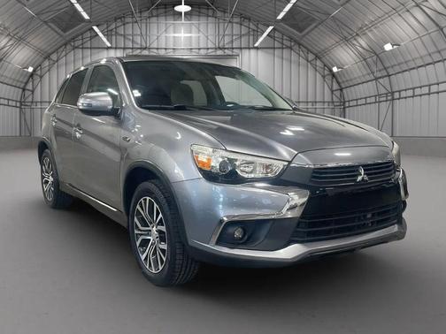 Gray 2017 Mitsubishi Outlander Sport 2.0 ES