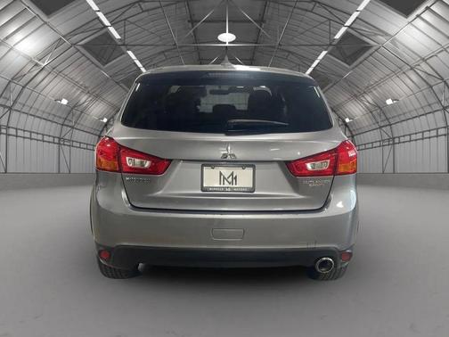 Gray 2017 Mitsubishi Outlander Sport 2.0 ES