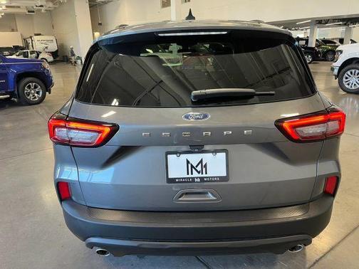 Gray Metallic 2025 Ford Escape ST-Line