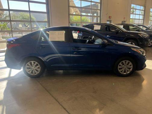 Admiral Blue 2018 Hyundai Accent SE