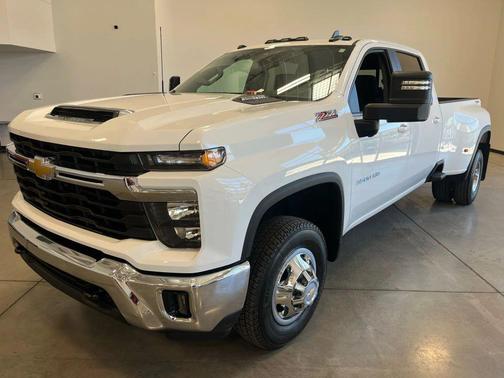 2024 Chevrolet Silverado 3500 LT