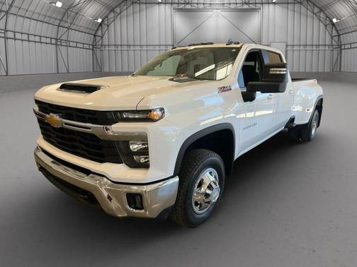 2024 Chevrolet Silverado 3500 LT