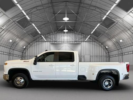 2024 Chevrolet Silverado 3500 LT