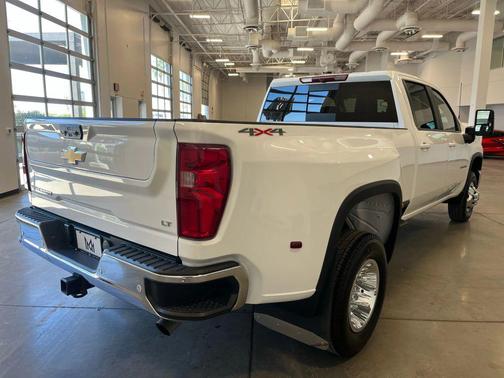 2024 Chevrolet Silverado 3500 LT