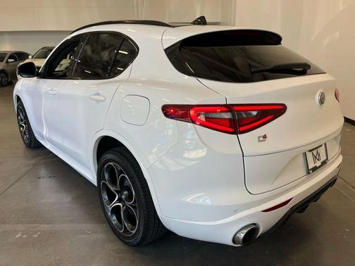 2022 Alfa Romeo Stelvio Ti