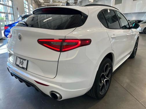 2022 Alfa Romeo Stelvio Ti