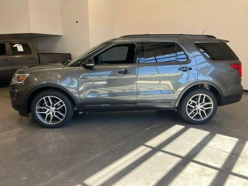 Magnetic 2018 Ford Explorer Sport