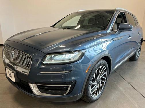 2019 Lincoln Nautilus Reserve