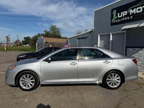 2012 Toyota Camry XLE