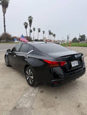 2021 Nissan Altima 2.5 SV