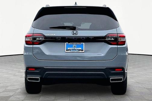 2024 Honda Pilot Sport