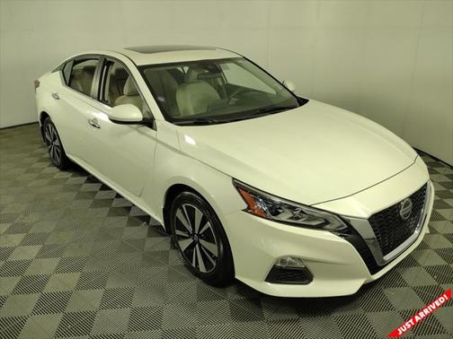2021 Nissan Altima 2.5 SV