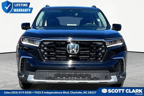 2024 Honda Pilot Touring 8-Passenger