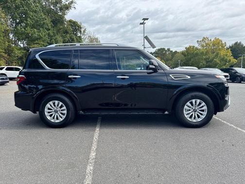 2024 Nissan Armada SV 2WD