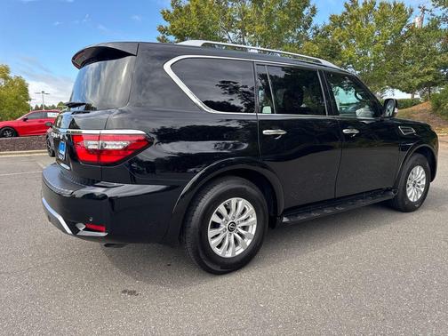 2024 Nissan Armada SV 2WD
