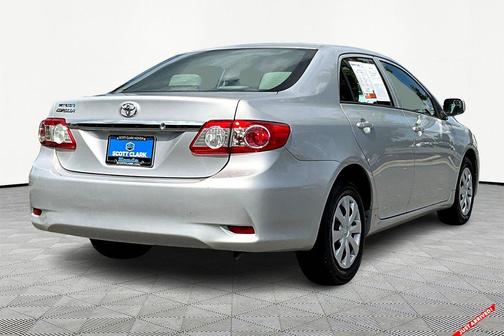 2012 Toyota Corolla LE