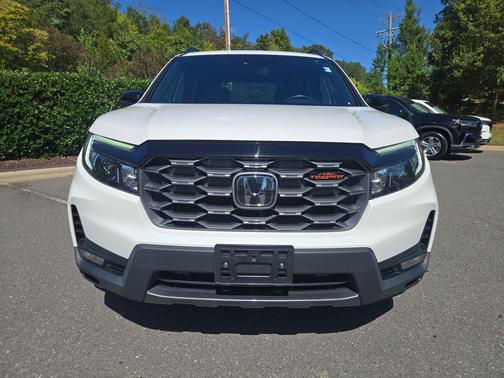 2023 Honda Passport AWD TrailSport