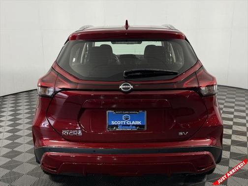 2022 Nissan Kicks SV