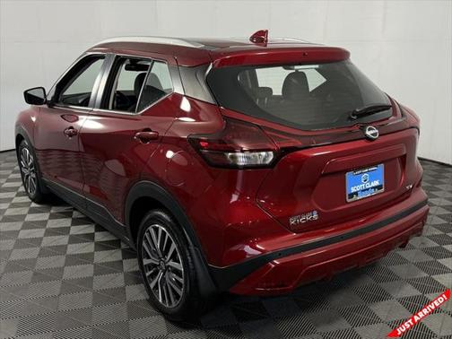2022 Nissan Kicks SV