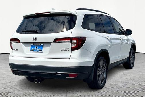 2022 Honda Pilot AWD Sport