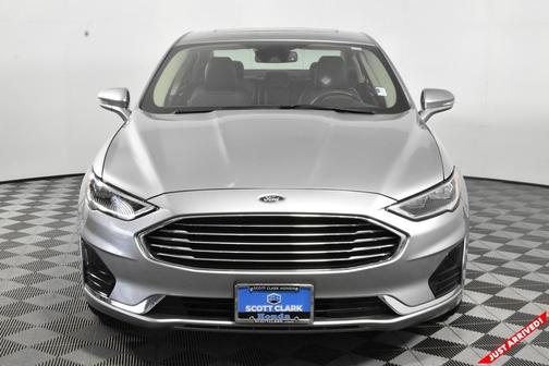 Photo 2 of 23 of 2020 Ford Fusion SEL
