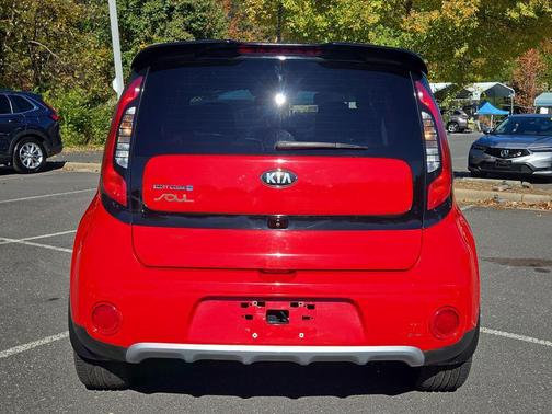2017 Kia Soul +