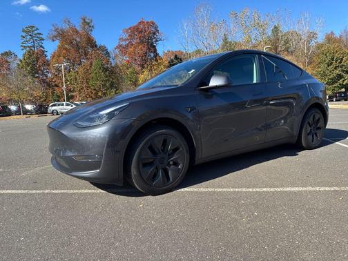 2025 Tesla Model Y Long Range Dual Motor Rear-Wheel Drive