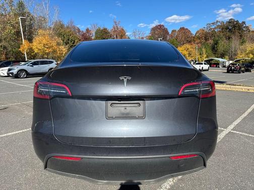 2025 Tesla Model Y Long Range Dual Motor Rear-Wheel Drive