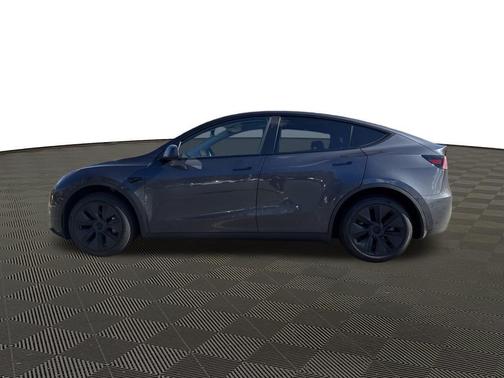 2025 Tesla Model Y Long Range Dual Motor Rear-Wheel Drive