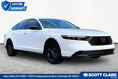 Platinum White Pearl 2025 Honda Accord SE