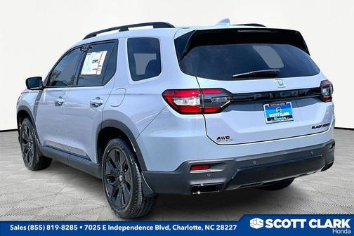 Sonic Gray Pearl 2026 Honda Pilot Black Edition