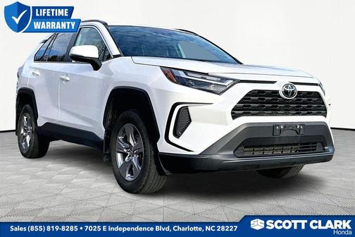 2023 Toyota RAV4 XLE