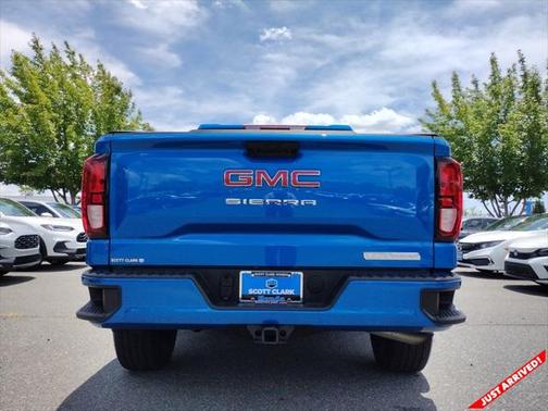 2024 GMC Sierra 1500 Elevation