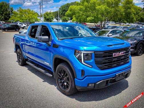 2024 GMC Sierra 1500 Elevation